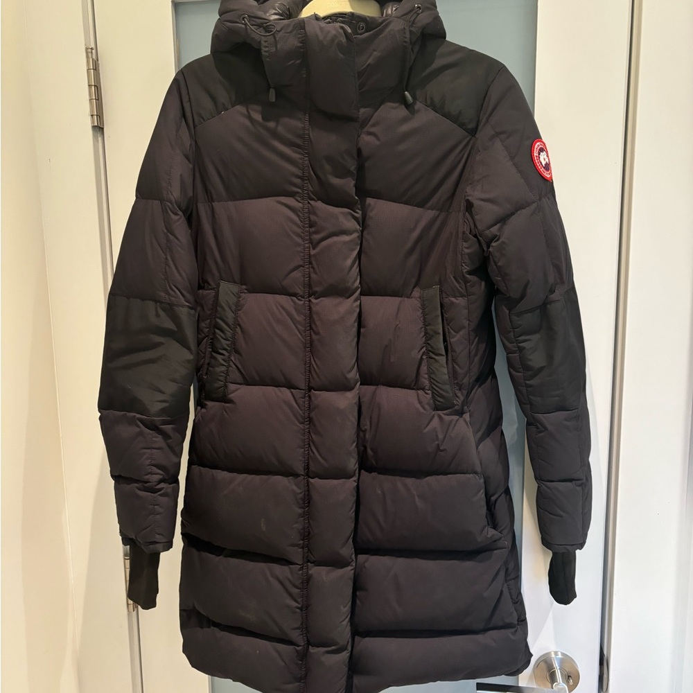 Women's Black Canada Goose Puffer Jacket